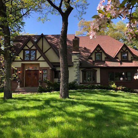 Otter Creek Eau Claire Altoona Bed & Breakfast エクステリア 写真