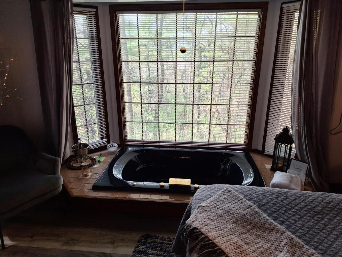 Otter Creek Eau Claire Altoona Bed & Breakfast エクステリア 写真
