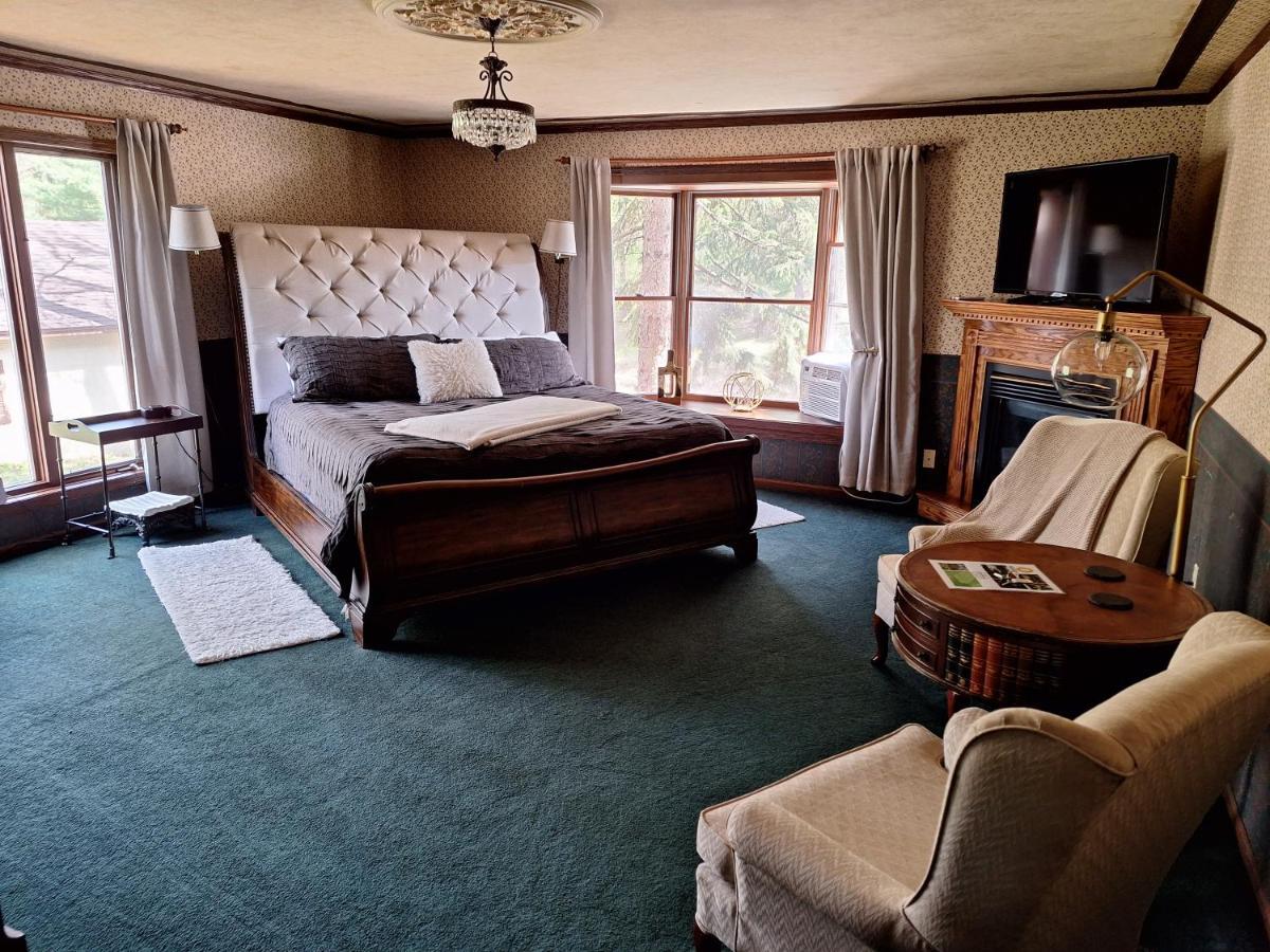 Otter Creek Eau Claire Altoona Bed & Breakfast エクステリア 写真