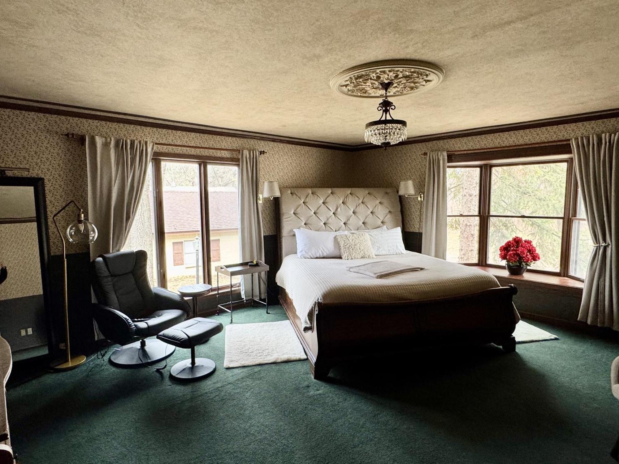 Otter Creek Eau Claire Altoona Bed & Breakfast エクステリア 写真