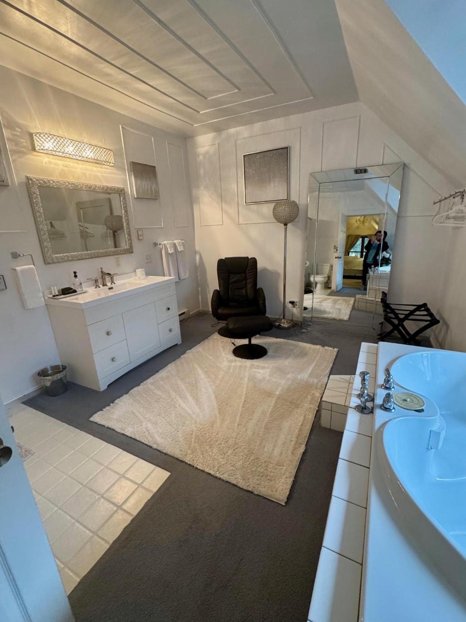Otter Creek Eau Claire Altoona Bed & Breakfast エクステリア 写真