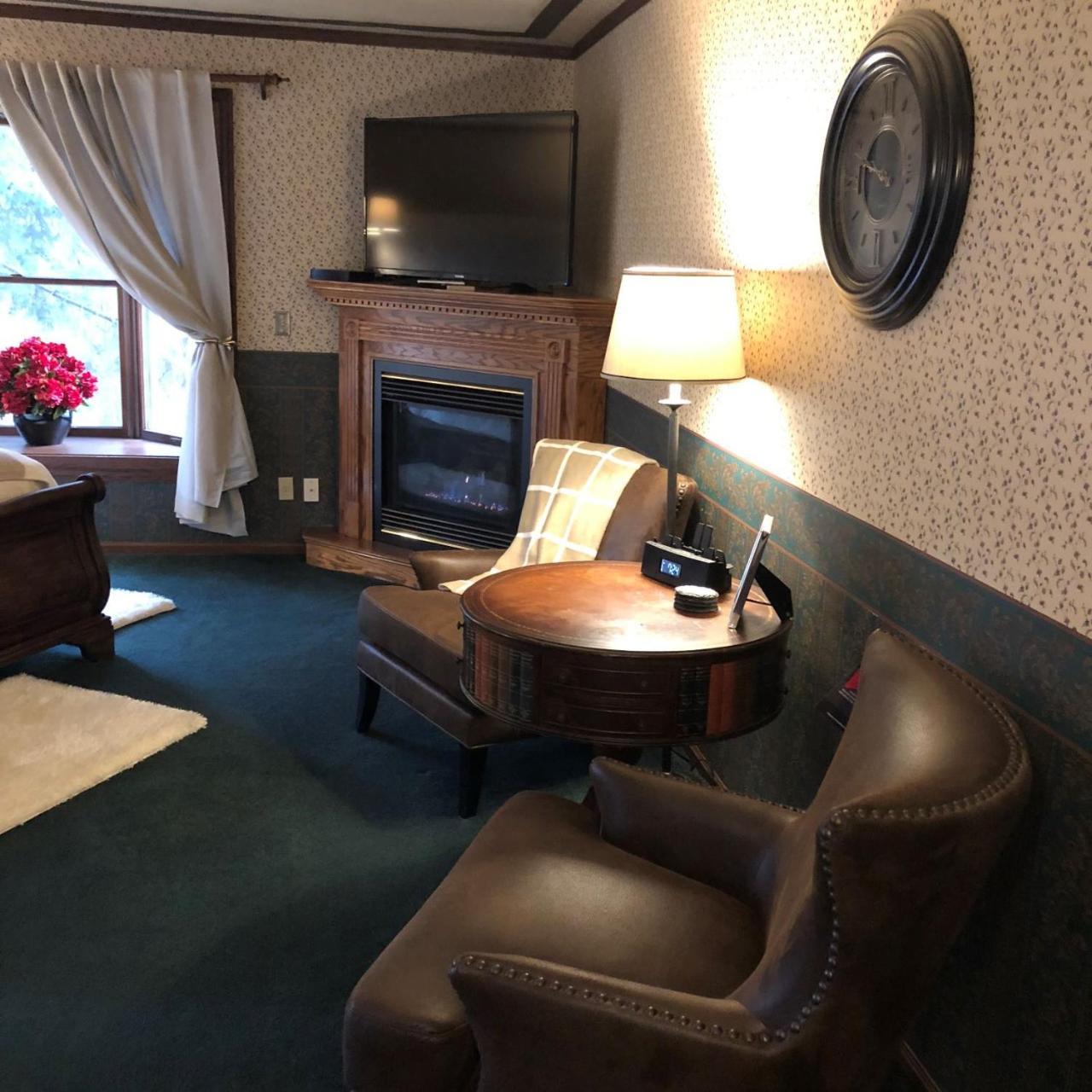 Otter Creek Eau Claire Altoona Bed & Breakfast エクステリア 写真