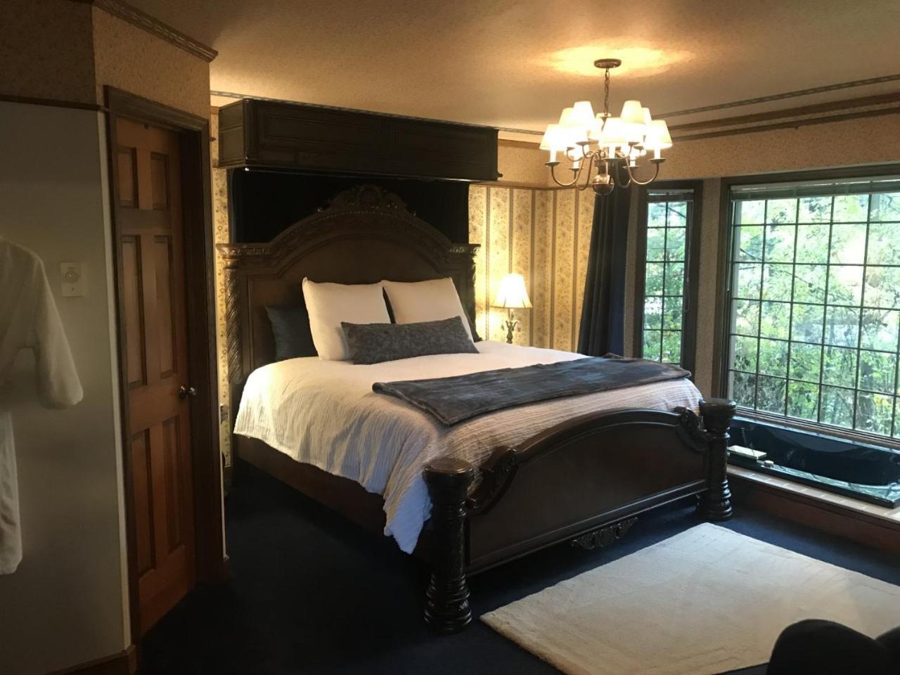 Otter Creek Eau Claire Altoona Bed & Breakfast エクステリア 写真