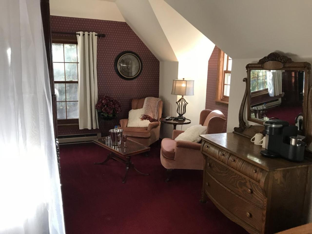 Otter Creek Eau Claire Altoona Bed & Breakfast エクステリア 写真