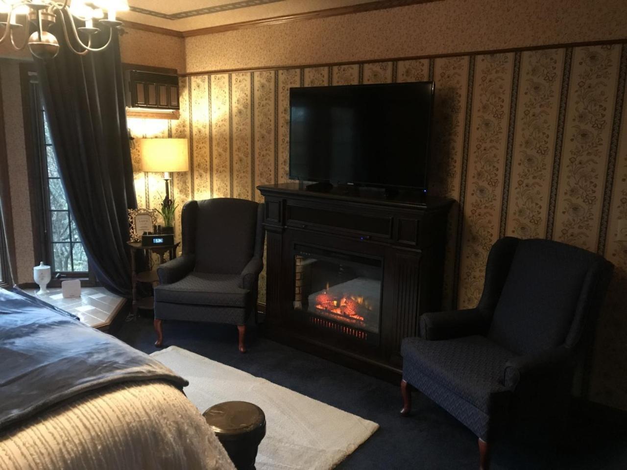 Otter Creek Eau Claire Altoona Bed & Breakfast エクステリア 写真