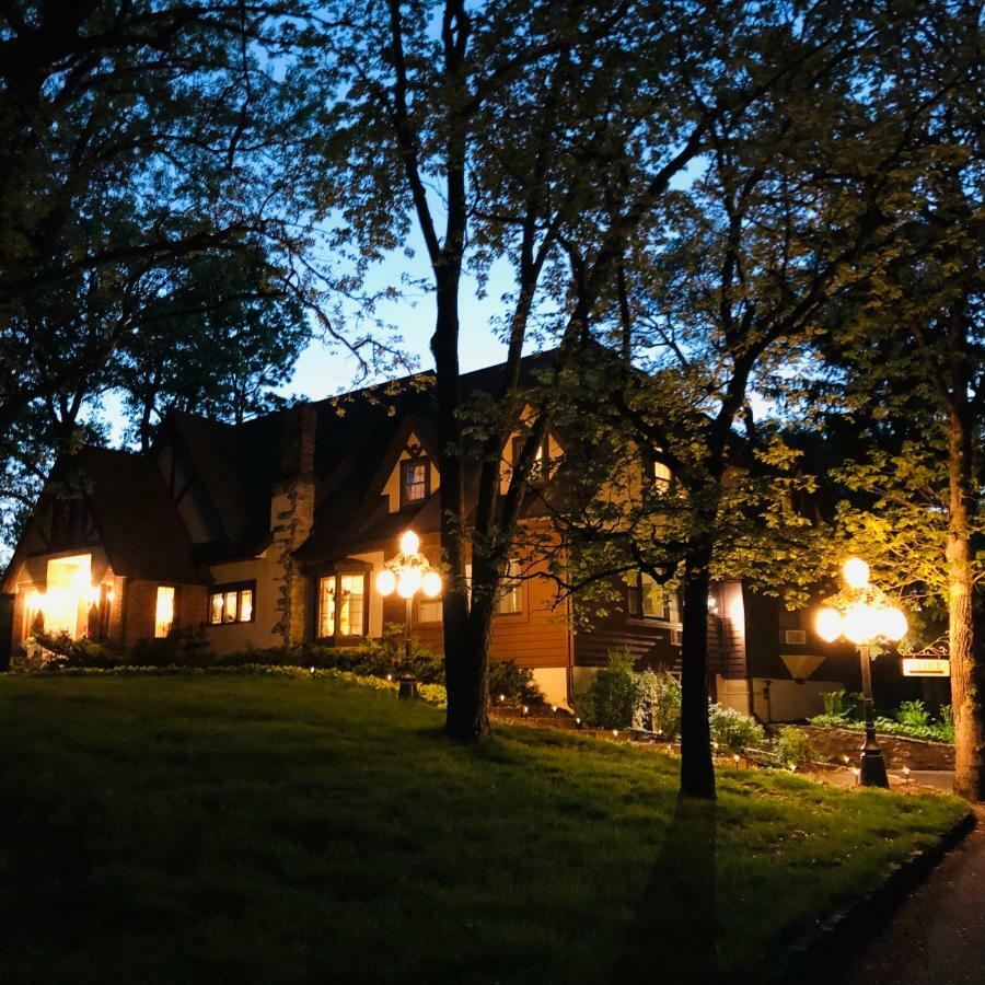 Otter Creek Eau Claire Altoona Bed & Breakfast エクステリア 写真